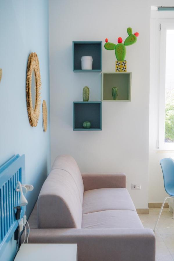 Apartment Seafront Holidays & Workstays *