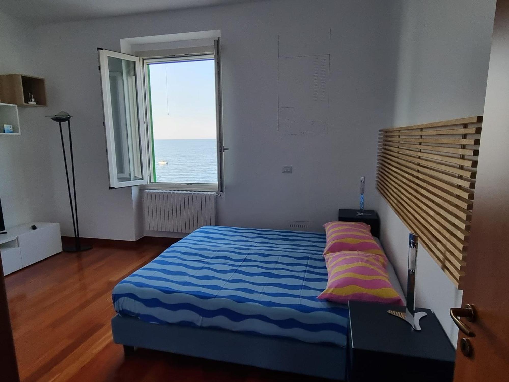 Seafront Holidays & Workstays
